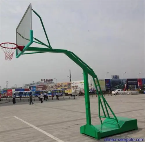 天博体育：纳达尔用什么样的网球拍